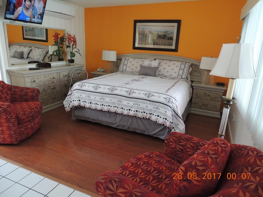 Casa Larrea Inn Palm Desert Luaran gambar